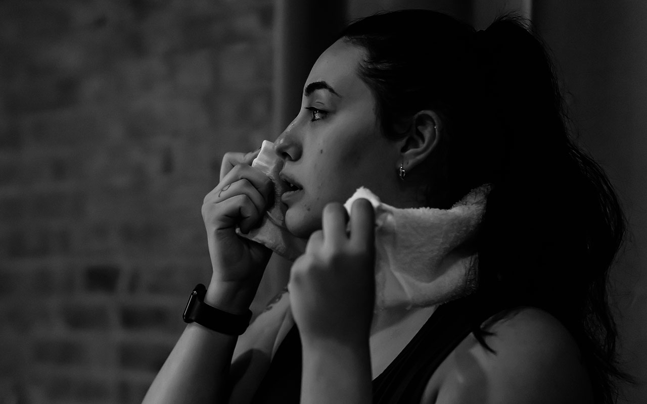 pexels-andres-ayrton-6550869